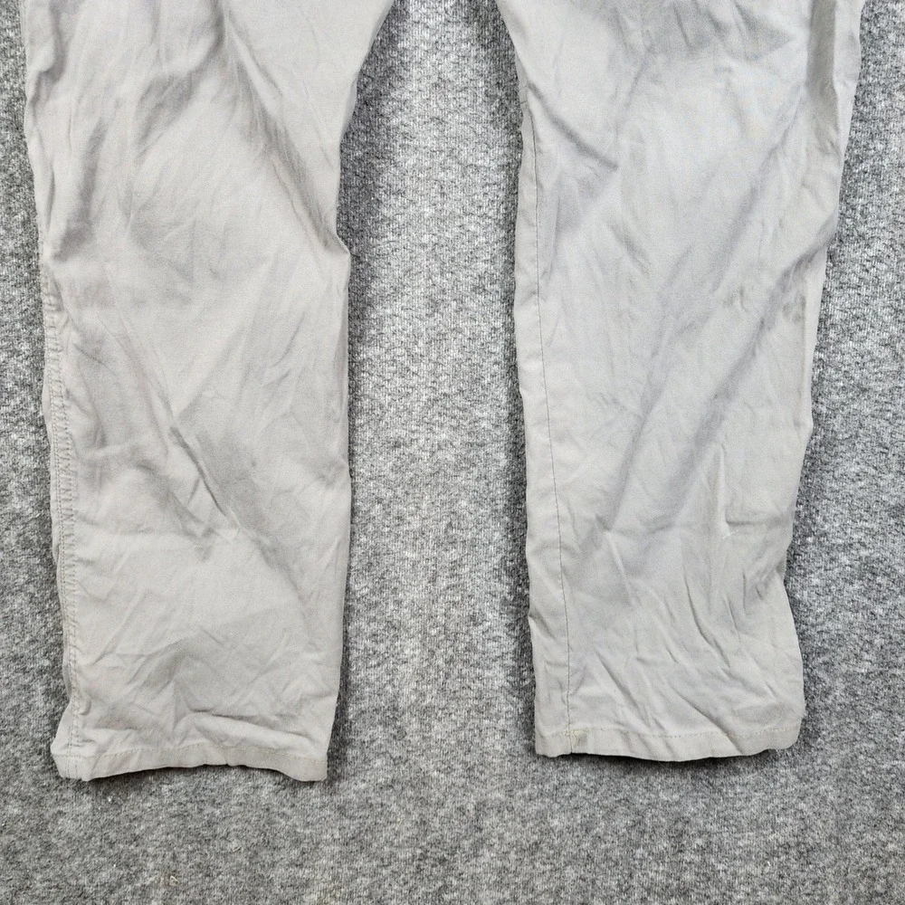 Wrangler ATG Cargo Pants Mens 40x30 Gray All Terrain Gear Outdoor Hiking Utility